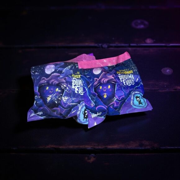 BOTH Frosty Frights Wendy’s Frosty Frights Purrrma Frost Figure Kid Meal Toy A22 - Picture 2 of 2